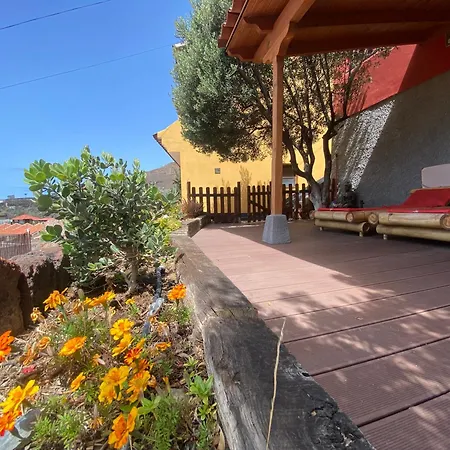 Casa Roja La Calera Hébergement de vacances