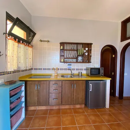Casa Roja La Calera Hébergement de vacances *