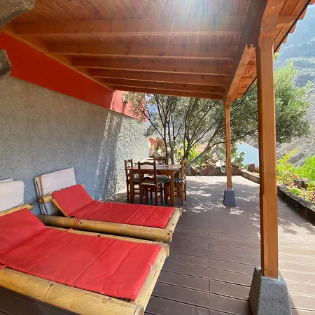 Casa Roja La Calera Holiday home *